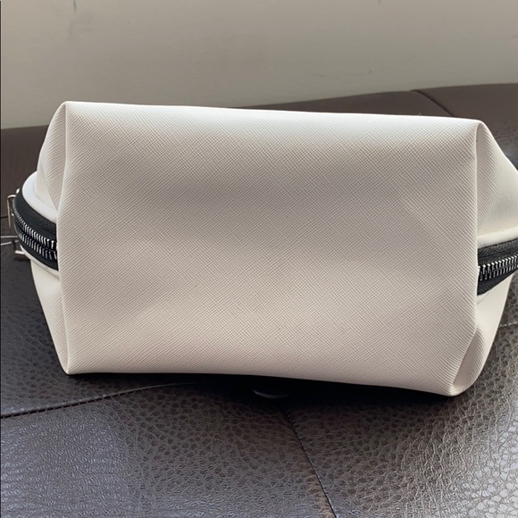 NEW Rae Dunn Cosmetic Pouch “STUFF” - Picture 3 of 3